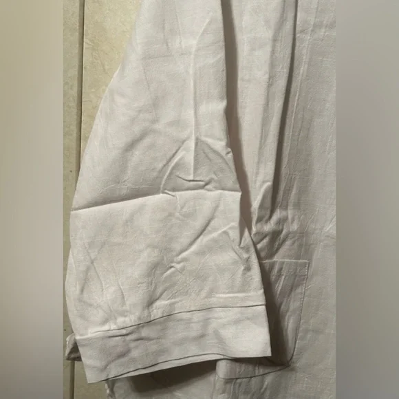 NIB 2X E Retro White pocket bell sleeve handkerchief top - Picture 2 of 10